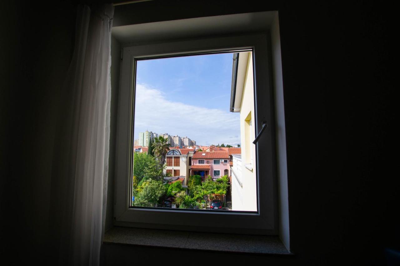 Cozy Apartment With Breakfast On Request 1 Pula Buitenkant foto