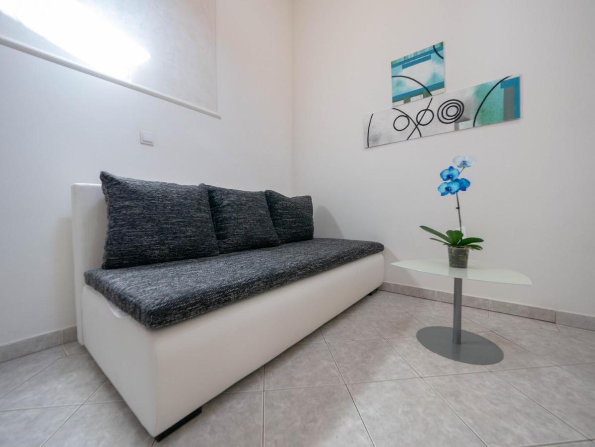 Cozy Apartment With Breakfast On Request 1 Pula Buitenkant foto